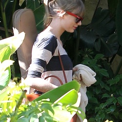 01-11 - Heading to a studio in Los Angeles - California